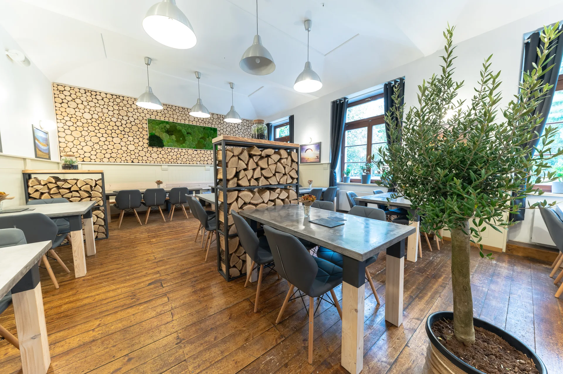 O nás